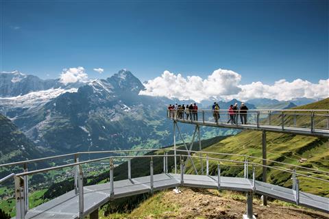 フィルスト・クリフウォーク (c)Jungfraubahnen 2019